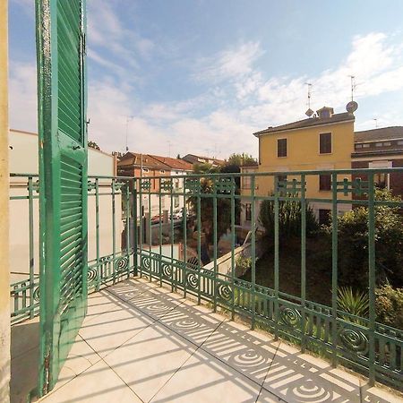 Hotel Oriente Milan Bagian luar foto